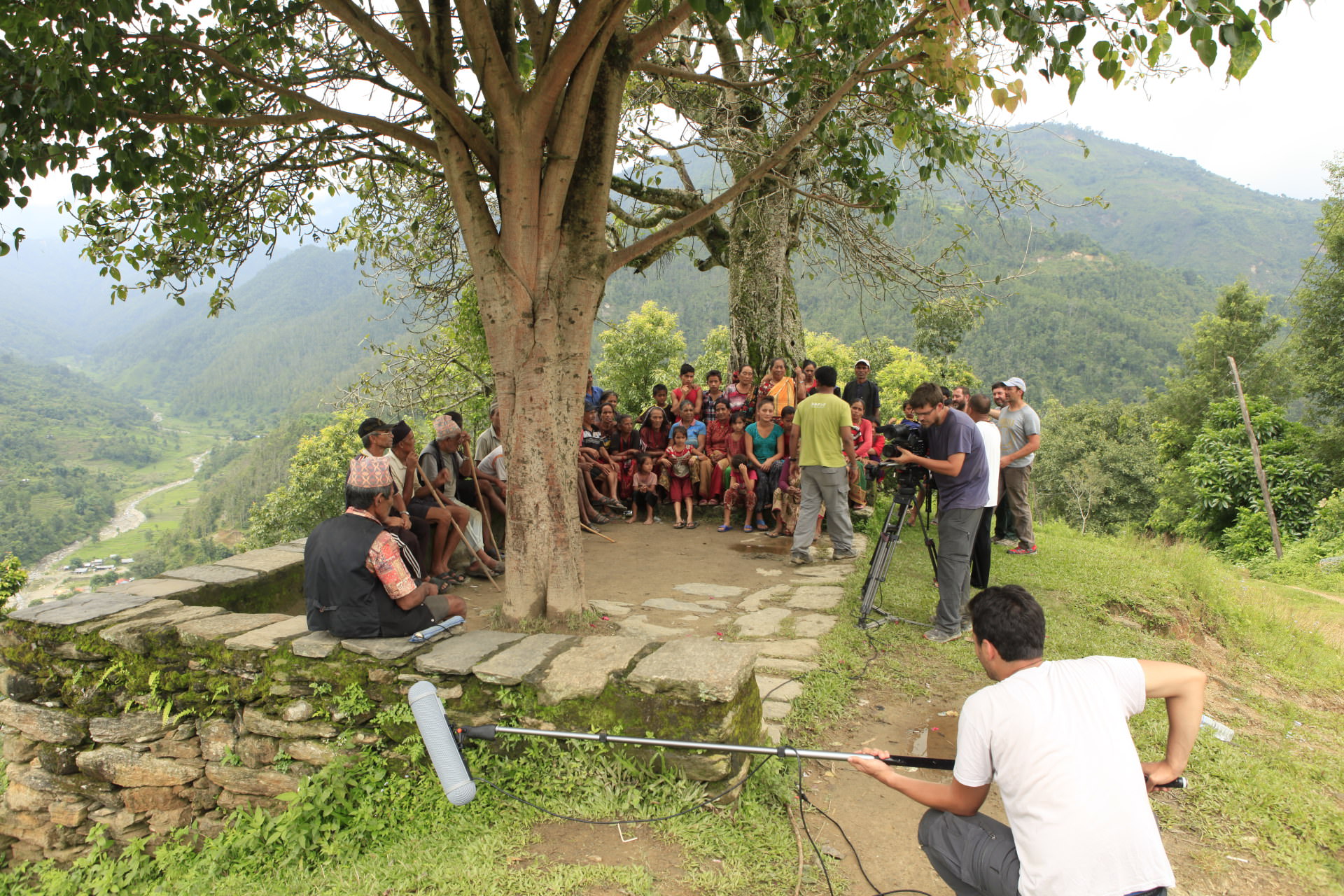 miguel angel tobias proyecto audiovisual accamedia documental rising nepal